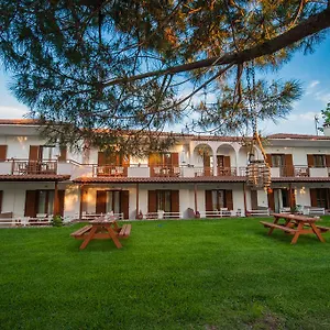 Maria Village Βουρβουρού