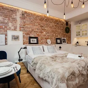 Sleephome Poznanska , Варшава Польша