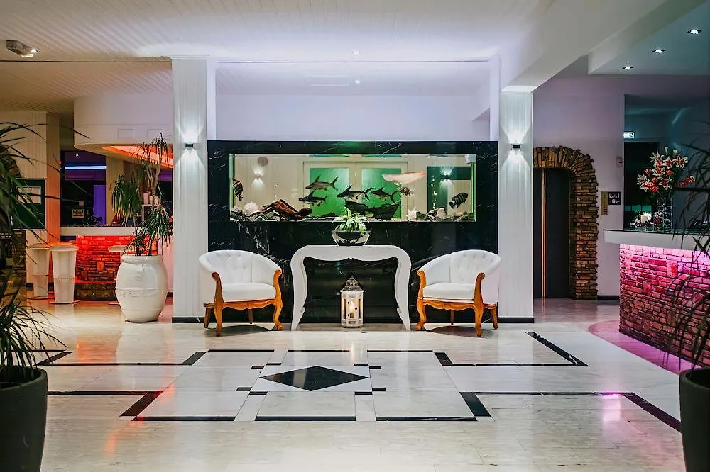 Sveltos Hotel Ларнака